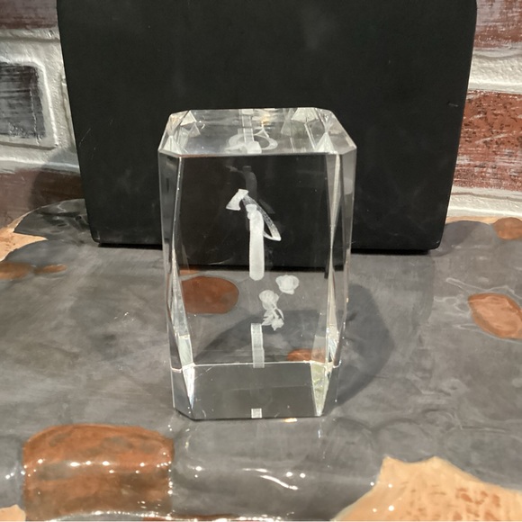 Beautiful Crystal Cut Glass - “Love Forever” Heart & Roses Themed - Excellent - Picture 4 of 10